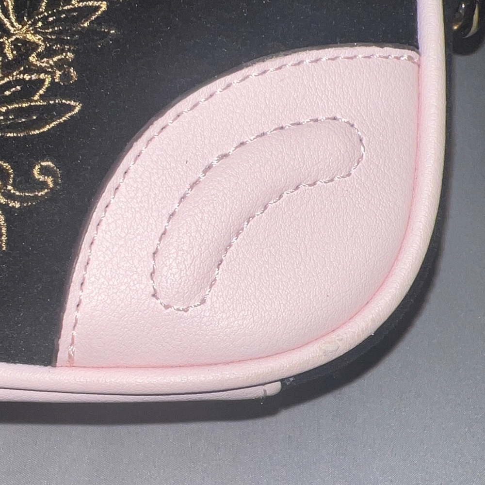 Juicy Couture Black and Pink Crossbody Bag with Wallet - Picture 6 of 9